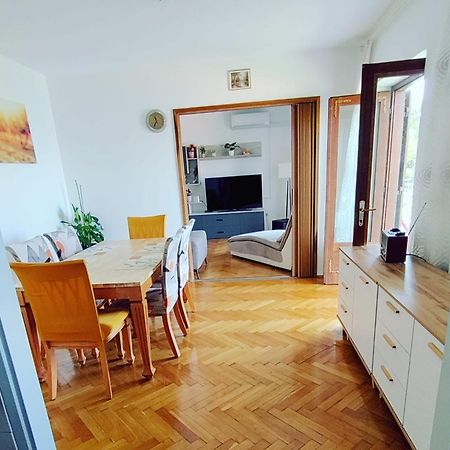 Apartment Mlija Omis Exterior photo